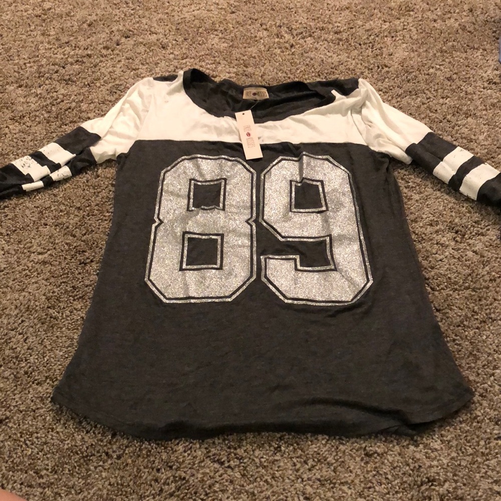 Free Kisses 89 Shirt